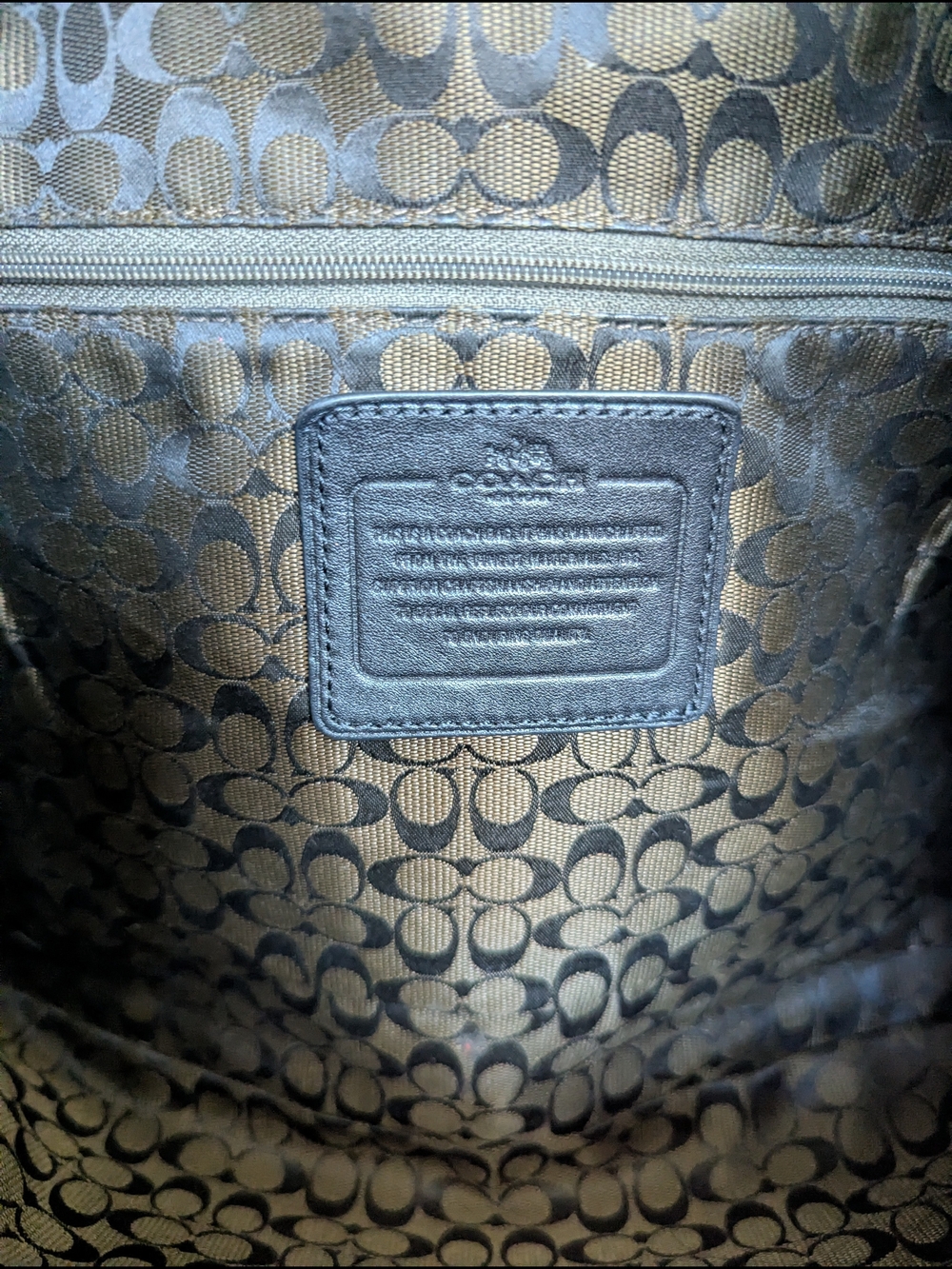 Coach Madison Carlyle Shoulder Bag in black smooth leather. - Picture 9 of 11